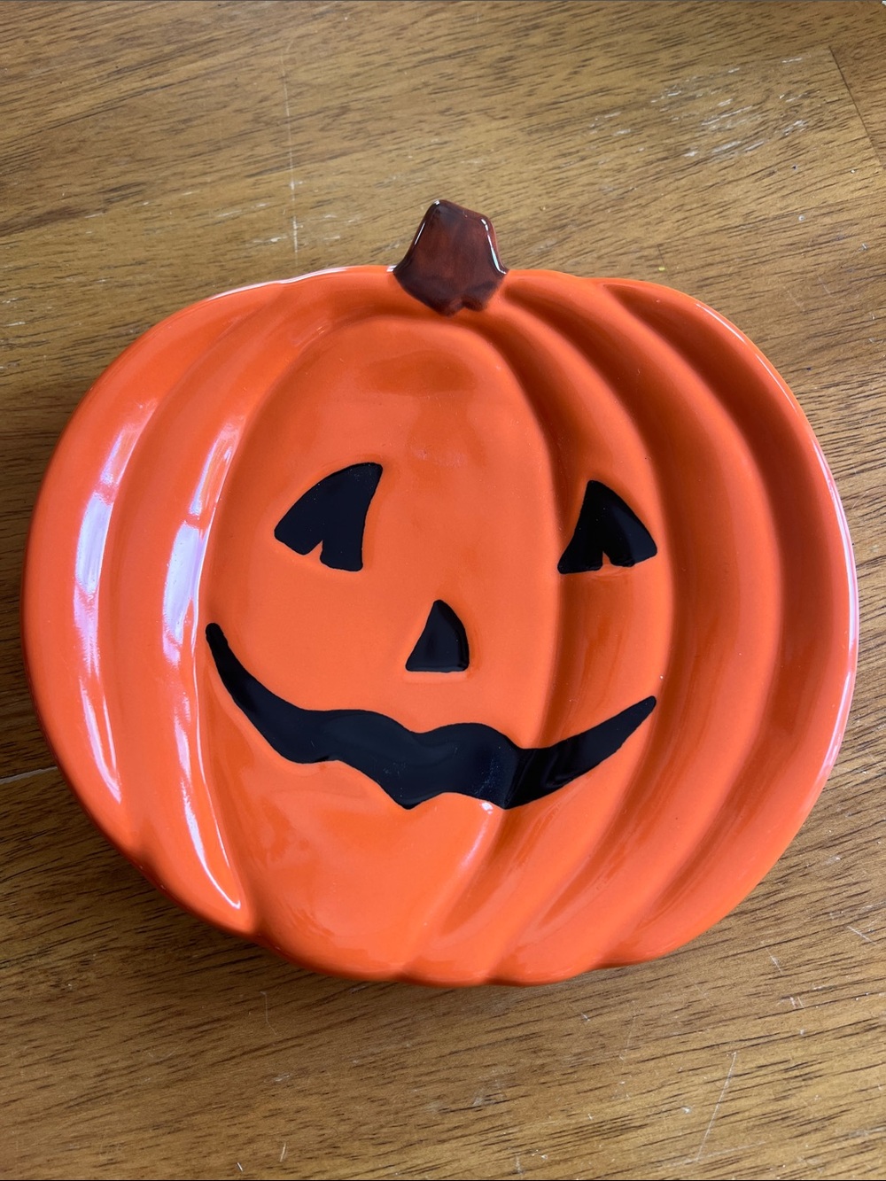 Pottery Barn Orange Pumpkin Jack-O'-Lantern Decorative Plate